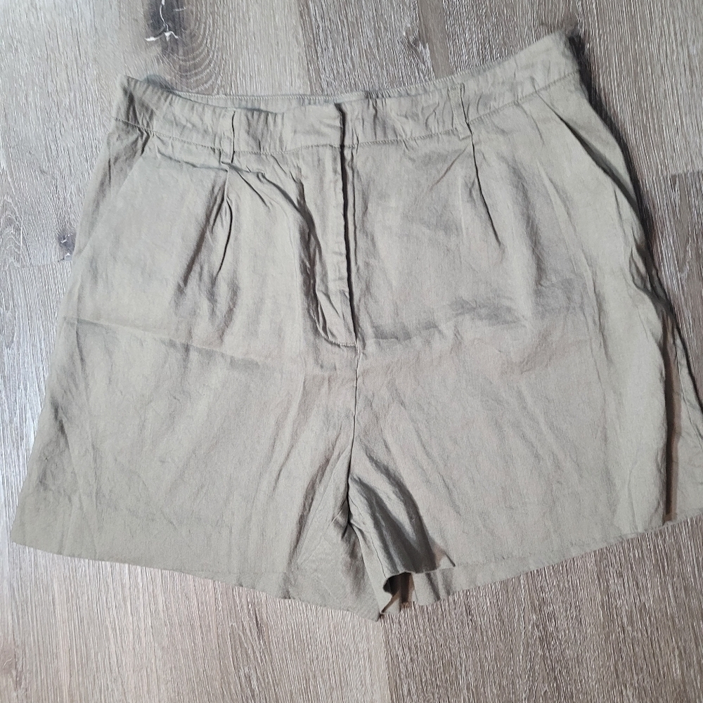 Antonio Melani Linen Blend Shorts Size 12